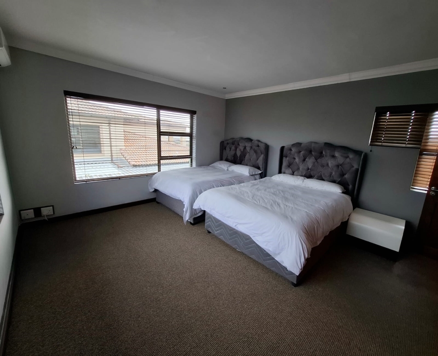 4 Bedroom Property for Sale in Haasendal Western Cape